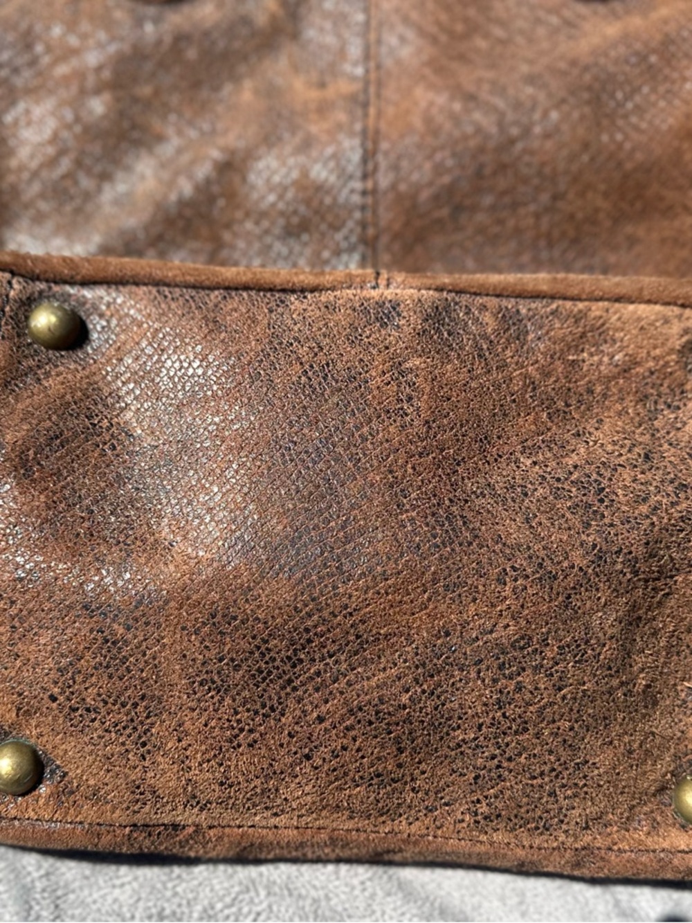 Liebeskind Brown Textured Leather Shoulder Bag - Picture 6 of 8